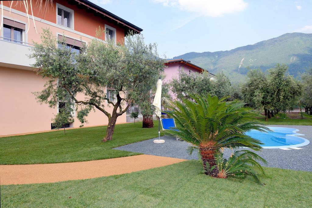 Agritur Il Melograno Villa Arco Kültér fotó